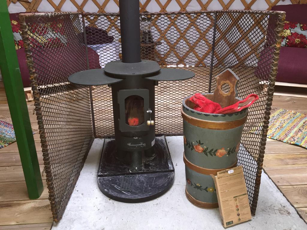 Hotel The Yurt à Isle of Gigha Extérieur photo